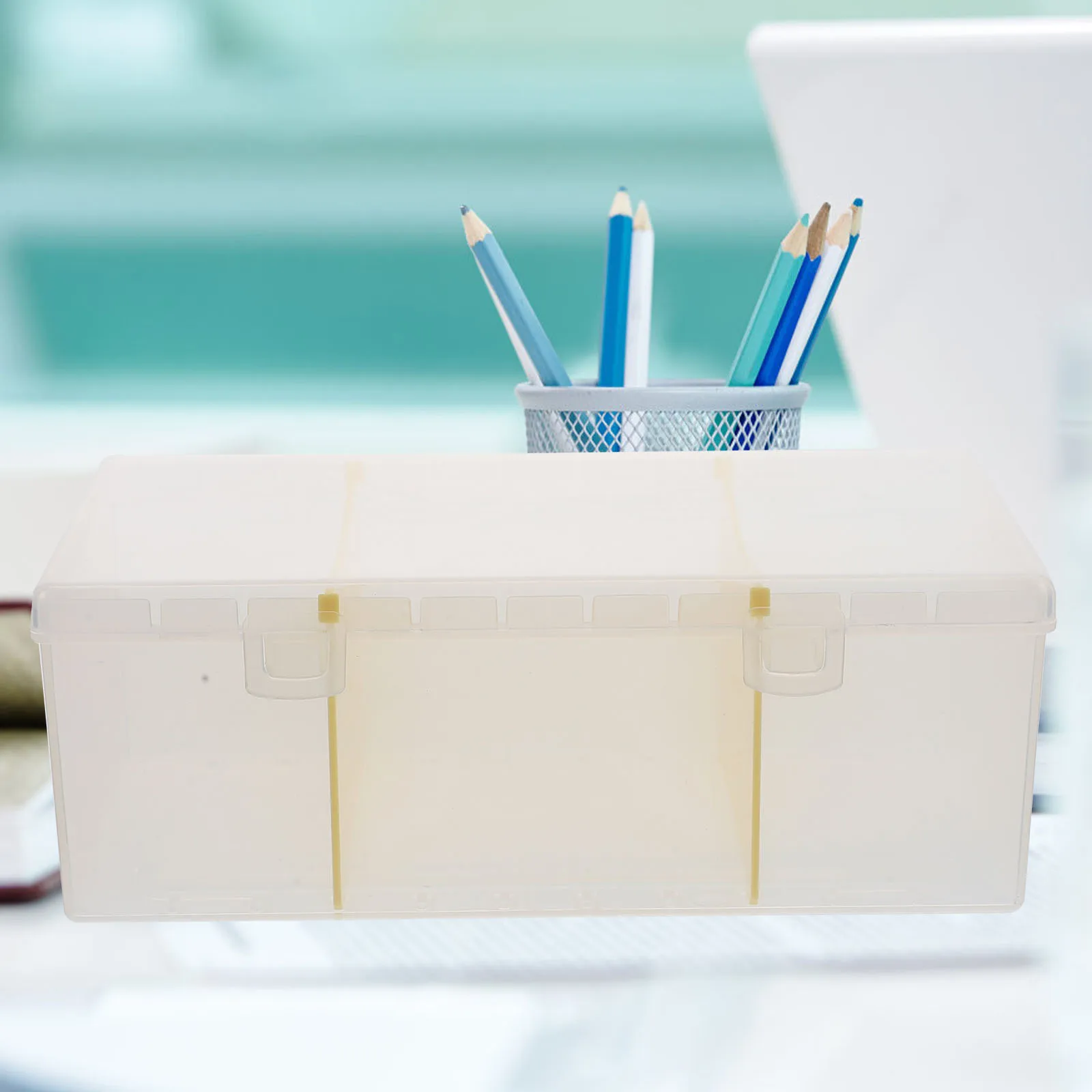 

Transparent ID Card Organizer Box for Documents Business Cards 15 Slots Compact Plastic Storage Desk Accessories Travel Use