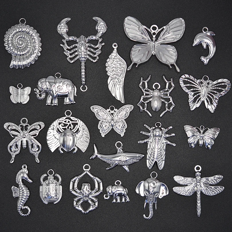 7Pcs/Lot Punk Scorpion Beetle Charms Jewelry Stainless Steel Assorted Butterfly Spider Shell Pendant DIY Necklaces Wholesale