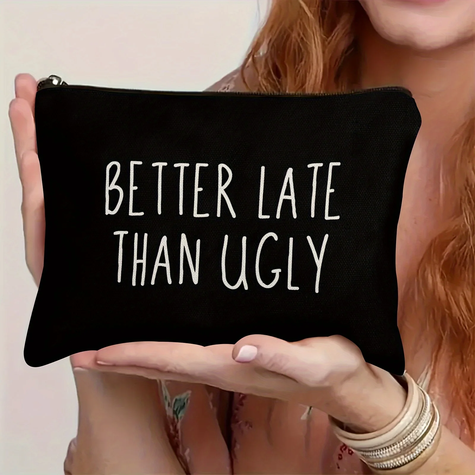 Bolsa de maquillaje divertida con la frase Better Late Than Ugly, bolsa de cosméticos con cremallera, regalos de San Valentín para novia, esposa, mejor amiga