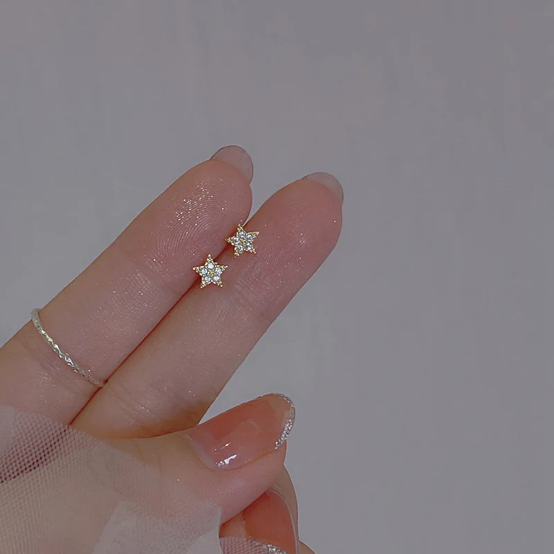 Mini pendientes hipoalergénicos simples de estrella de circón para mujer, Piercing de oreja salvaje para uso diario, accesorios de joyería, regalos