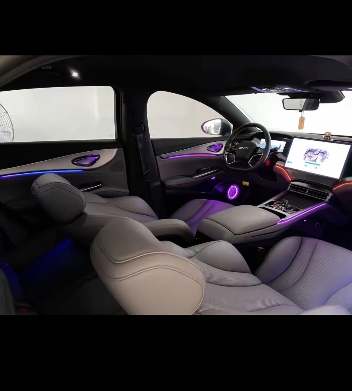 

Smart Ambient Lighting Compatible with SEA LION7 - App-Controlled RGB LED Kit Sound-Activated & Easy Installation