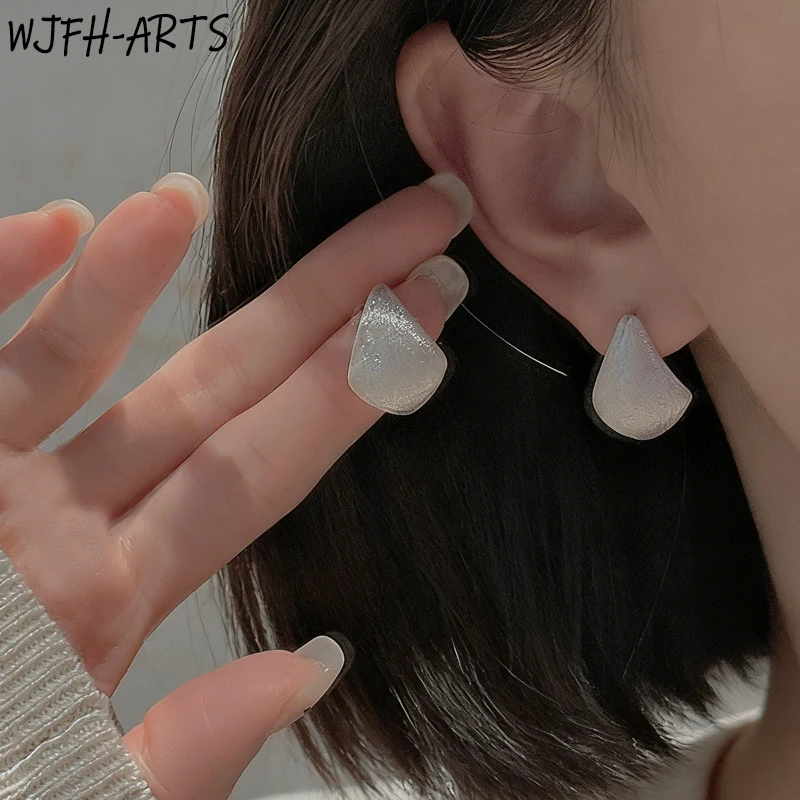 WJFH-ARTS 925 Silver-Plated Simple Brushed Metal Shell Water Droplet Earrings For Women Daily Wear Trendy Ear Studs Jewelry Gift
