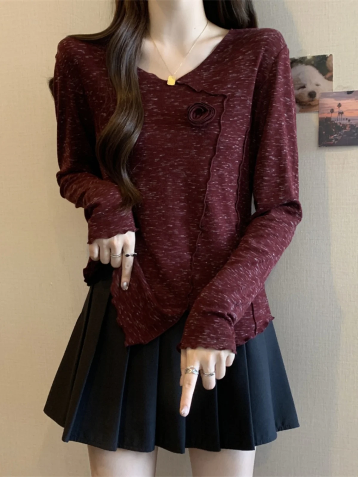 

plus Size Vintage Red V-Neck Long Sleeve T-Shirt Women Slim Fit Base Layer Top Asymmetric High Waist Cotton Princess Style
