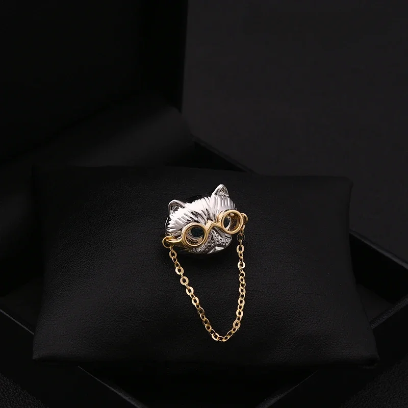 Cute Glasses Cat Brooch Women's Japanese Style Cartoon Niche Small Pin Fixed Clothes Decorative Animal Buckle Accessory Jewelry
