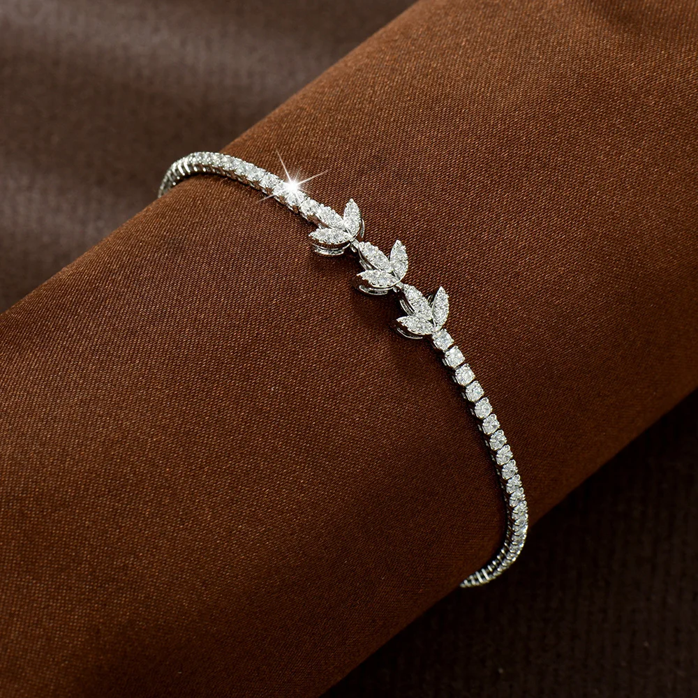 HIBRIDE Deluxe Cute Leaf Botanical Bracelet Womens Everyday Costume Decorative Jewelry Wedding Bridal Holiday Party Gifts B250