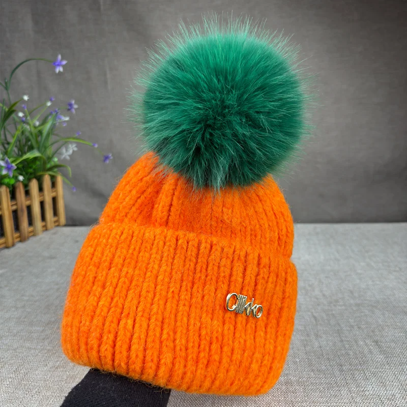 

Cllikko brand 25 Christmas skiing new wool hat thick and warm natural artificial fox fur ball for men and women outdoor play