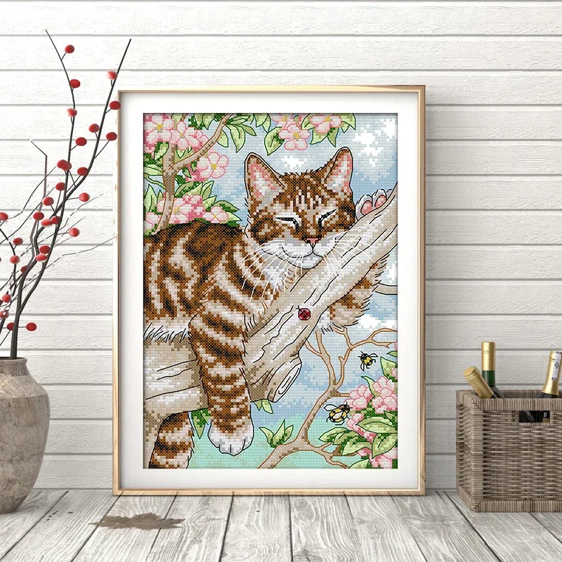 

Joy Sunday Lazy Cat Sleeping on The Tree Cross Stitch Cartoon Series Pattern Chinese Embroidery Needleworks Decorations for Home