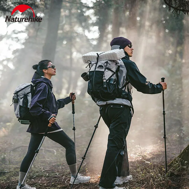 Imagem -02 - Naturehike-mochila ao ar Livre Ultraleve Impermeável Super Leve Caminhada Acampamento Escalada Esportes Bolsa de Ombro Respirável 25l 600g