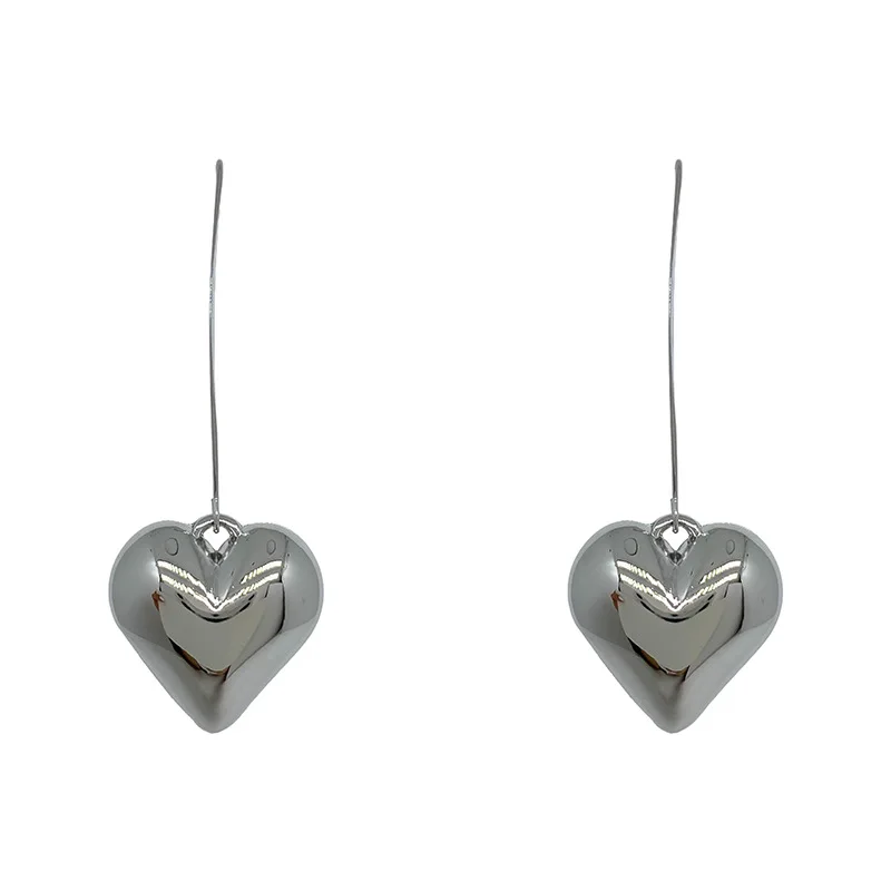 Metal Heart-shaped Pendant Earrings  European And American Style Personality Fashion Long Earrings Ms Girl Travel Accessories