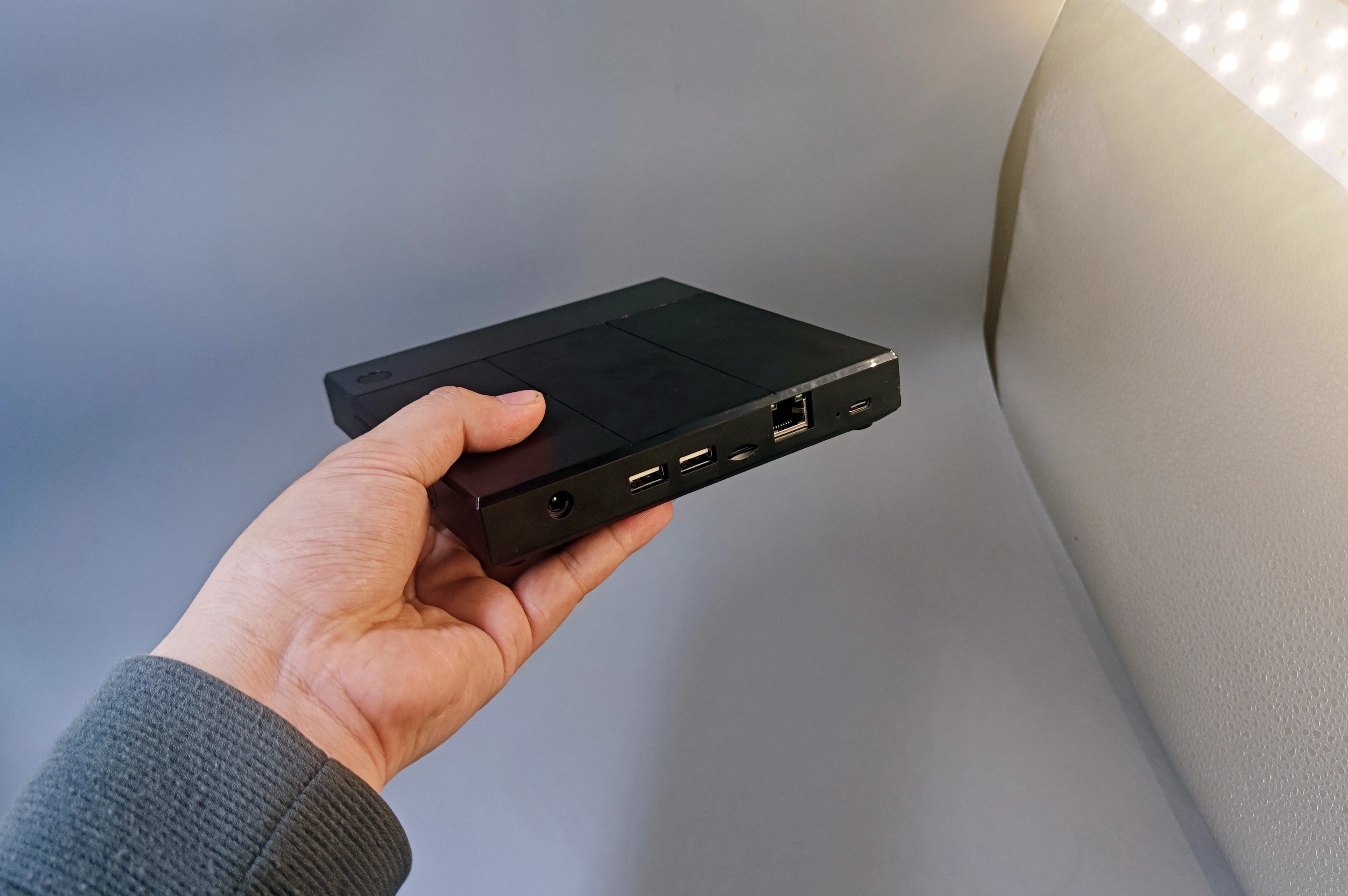 S22 Android TV Box - نظام ألعاب dragon 8 Gen 1 وذاكرة وصول عشوائي 8 جيجابايت وذاكرة قراءة فقط 128 جيجابايت يدعم Genshin Impact & Switch/محاكيات PSP |   وضع الكمبيوتر