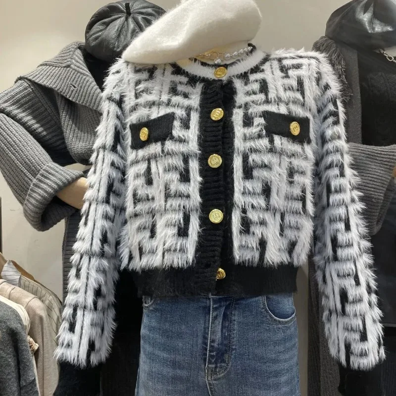 

Women's Autumn Winter New Thickened Short Knitted Cardigan Outerwear Fashion Jacquard Single Breasted Slim Sweaters