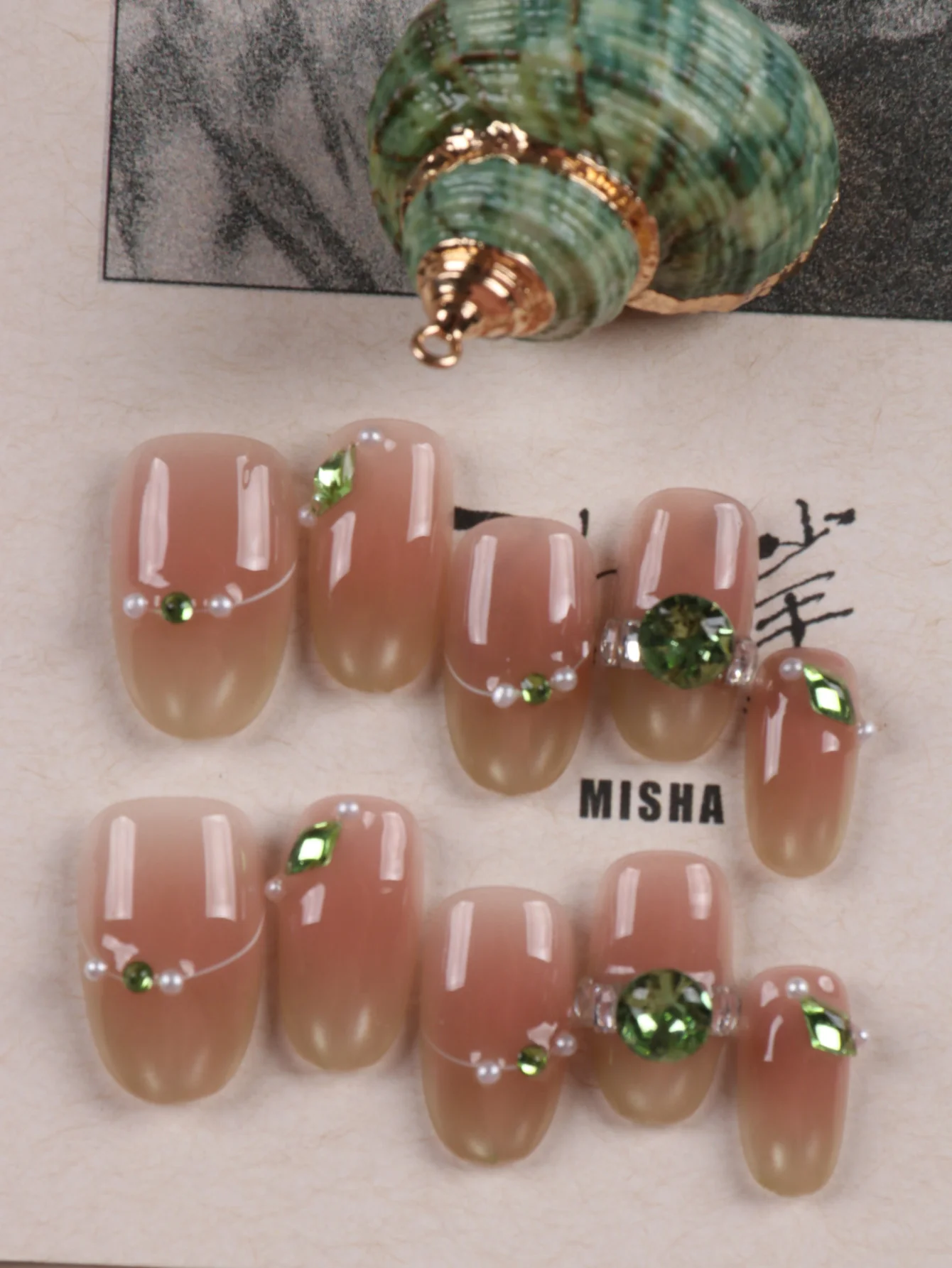 10Pcs Press on Nails Short Green Cat's Eye Flash Diamond Nails Fake Nails Includes 1 Sheet of Adhesive Tabs & 1 Pc Mini File