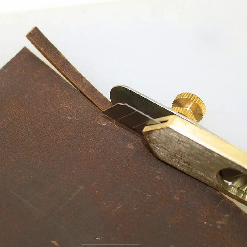 1Pcs Leather Line Cutter DIY Trimming Positioning Knife Strip Belt Cutting Tool for Leathercraft Sewing And Craft