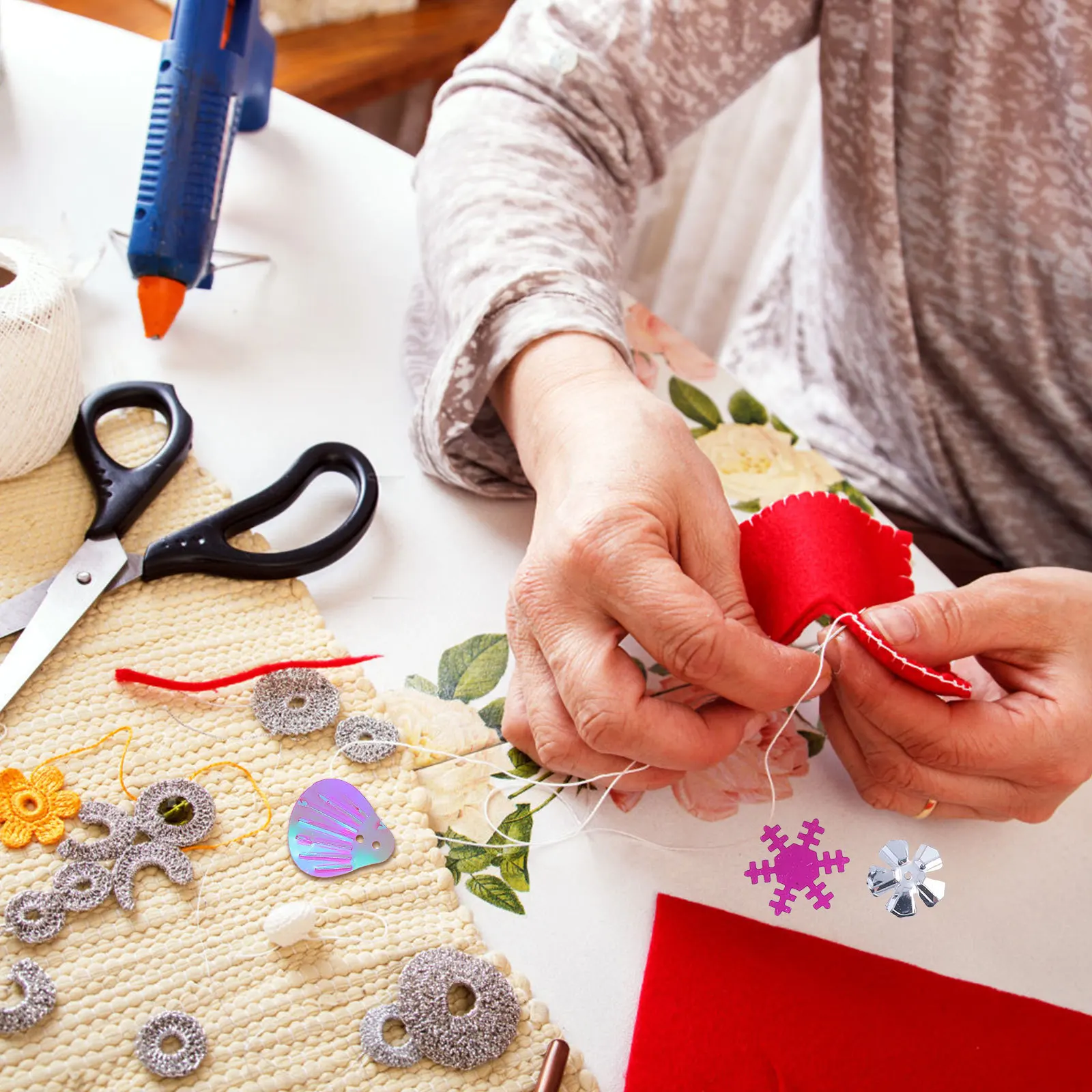 

2Packs Metal Colorful Sequins Paillettes DIY Clothes Making Handicraft Sewing Parts Decor Handmade Accessories