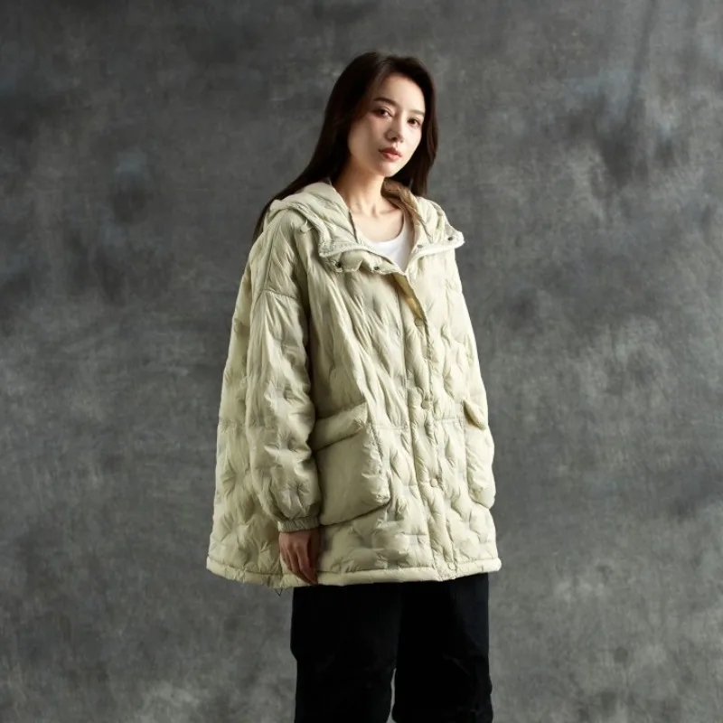 2024 Winter New Light Warm Puffer Jacket 90% White Duck Down Coat Women Short Loose Hooded Big Pocket Windproof Parka Outwear