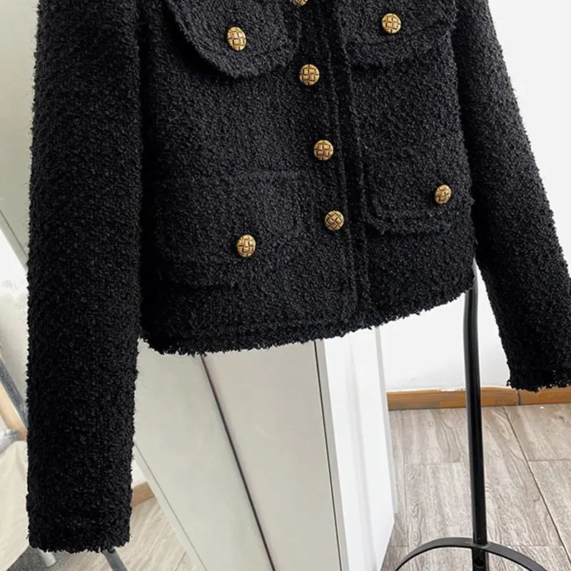 Black Small Fragrant Style Jacket Short Style New Spring Autumn Thin Style Temperament Socialite Coarse Tweed Long Sleeved Top