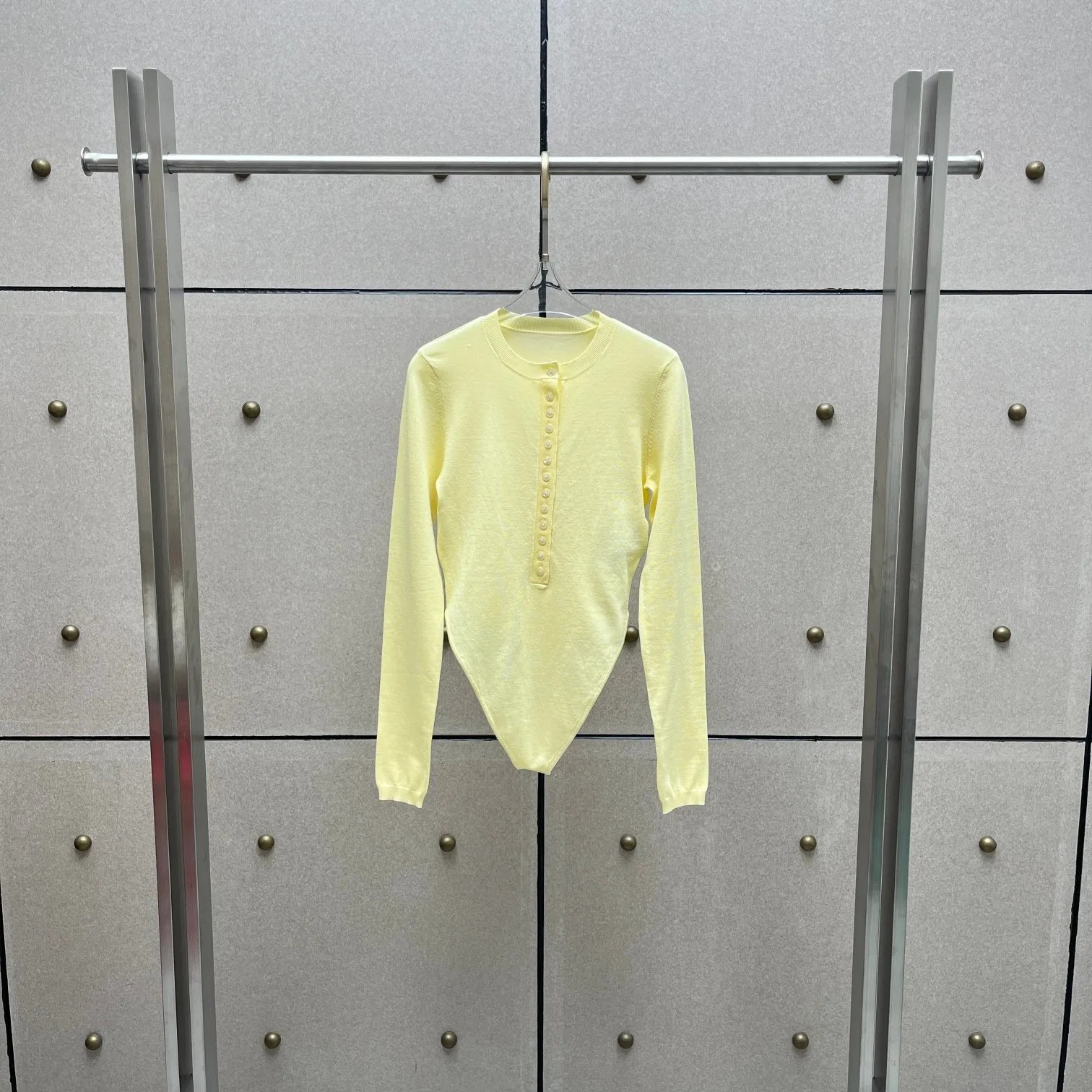 2026 Half-Placket Button-Front Knit Bodysuit – Long Sleeve, Slim Fit, Minimalist Design in Yellow, Navy & White