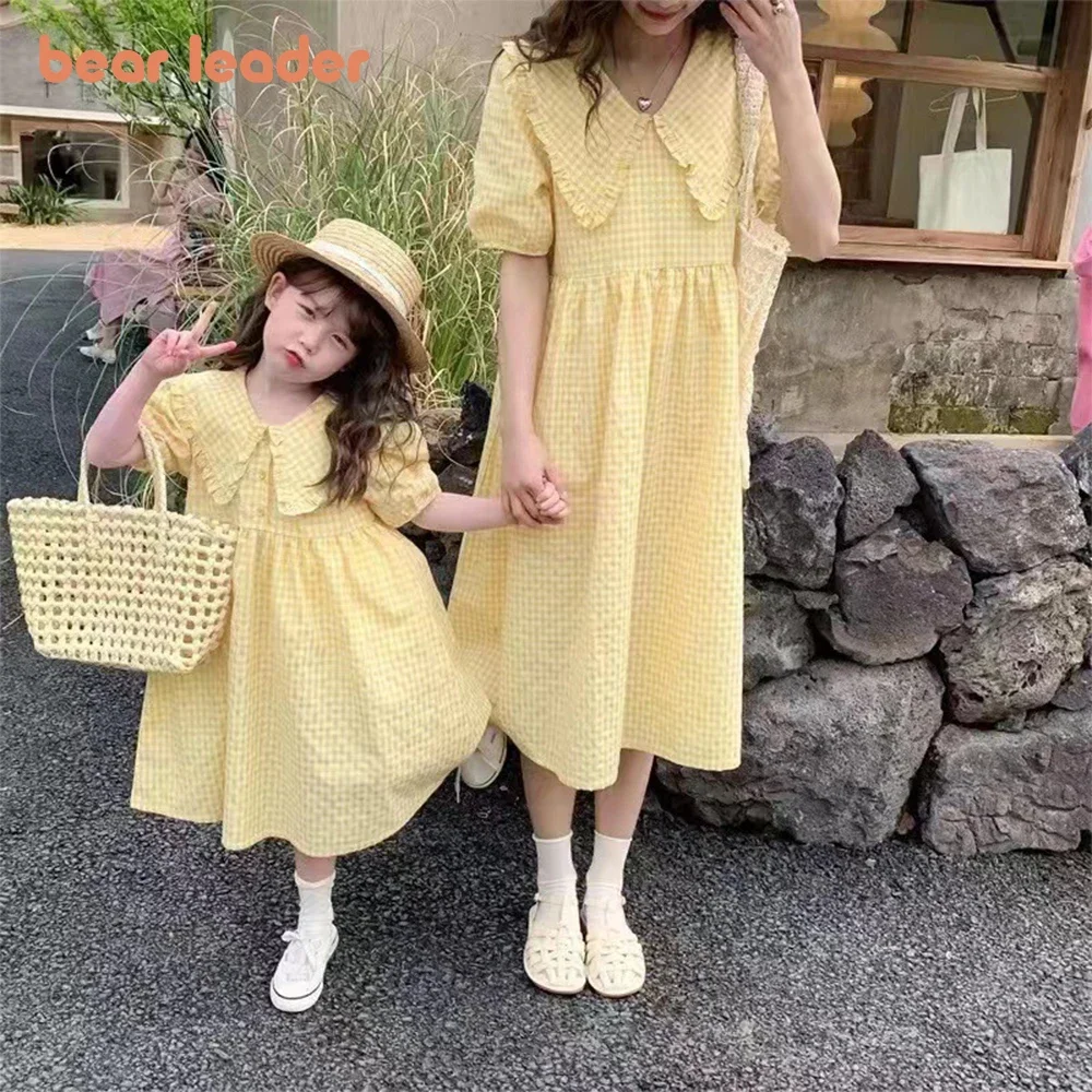 Bear Leader 2023 Summer Parent-child Casual Girl Plaid Polo Neck Bubble Sleeve Dress Mother Daughter Ruffled Soft Princess Dress