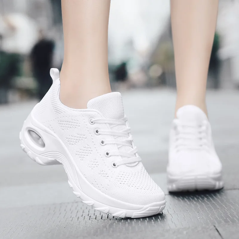 Women's Spring New Casual Sports Shoes 44 Size Platform Heightening Air Cushion Shake Shake Shoes Lace-Up round Toe Mesh Lining