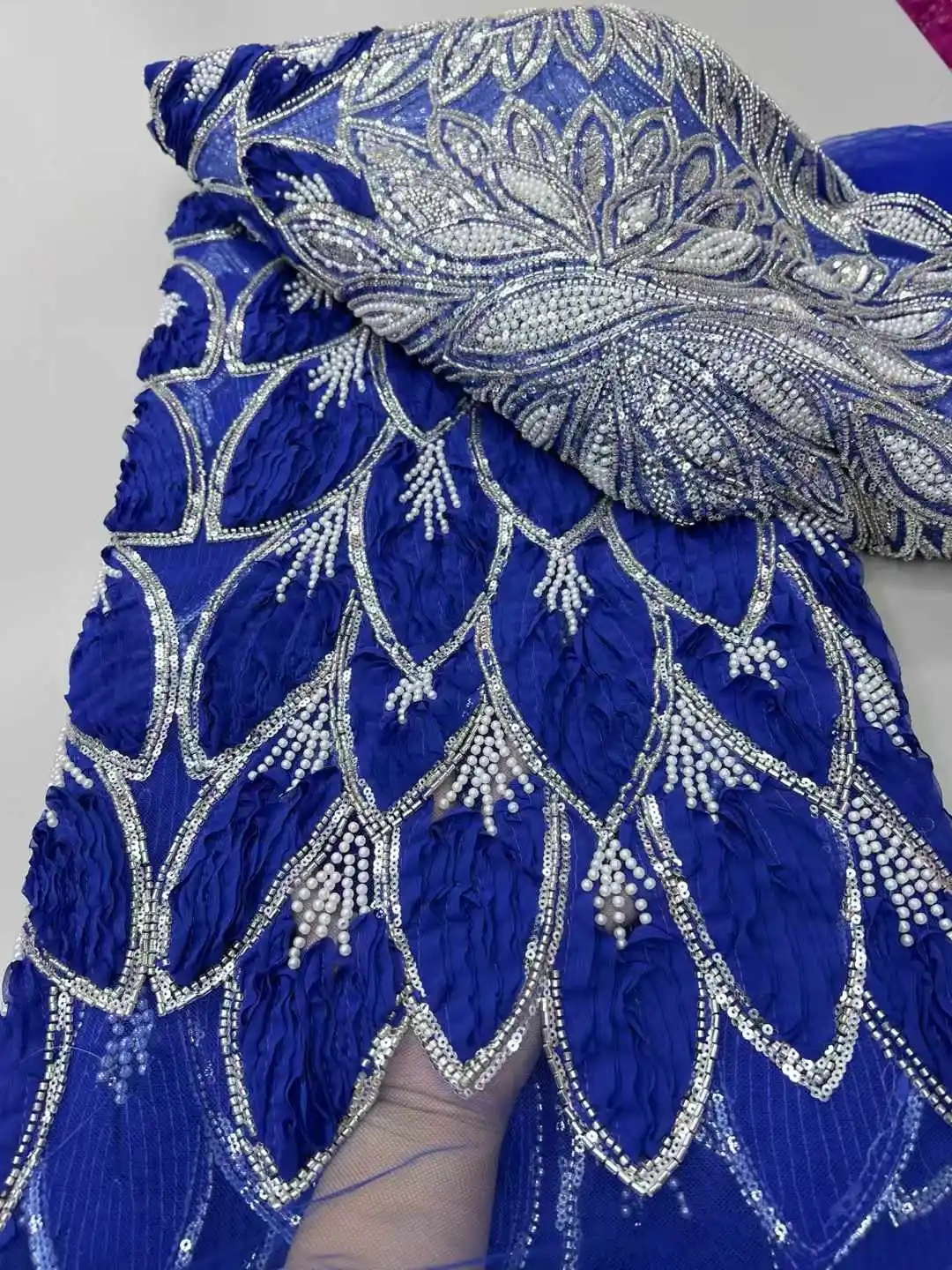 

2025 African Heavy Beaded Lace Fabric Nigerian Sequins Groom Wedding Party Dress Sewing High Quality 5 Yards