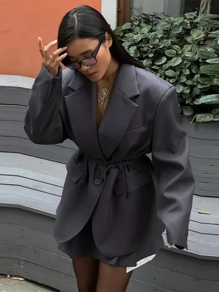 

Chic Oversize Lace Up Blazer Jacket For Women Elegant Lapel Pockets Suit Coats 2025 Autumn Fashion Solid Office Lady Outerwear