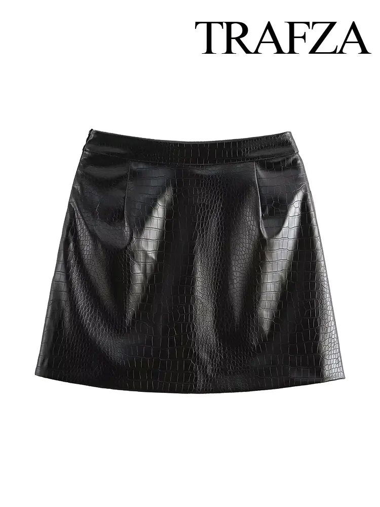 TRAFZA Women's Summer Fashion High Waist Pocket Zipper Decoration Sexy A-Line Skirt Women's Chic Embossed Mini Leather Skirt