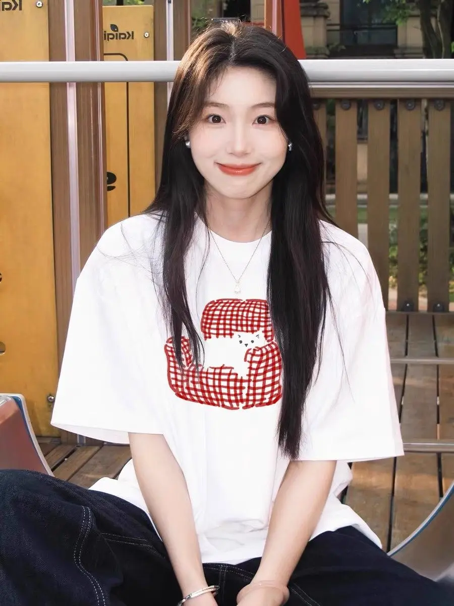 

Футболка из чистого хлопка с принтом, женская, свободного кроя, летняя, с коротким рукавом, в корейском стиле, дышащая, удобная, повседневная.