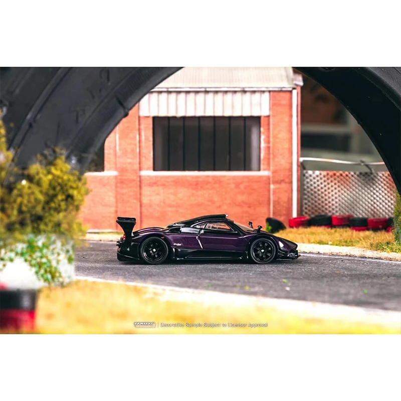 مركبة تشغيل مصبوبة في قوالب ، سيارة طراز سبيكة PSO من Zonda R Viola ، أعمال المدرج ، 1:64