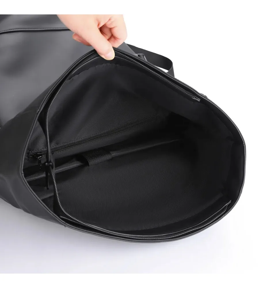 Premium Roll-Top Business Leisure Backpack For Urban Commute And Short Travel Plans