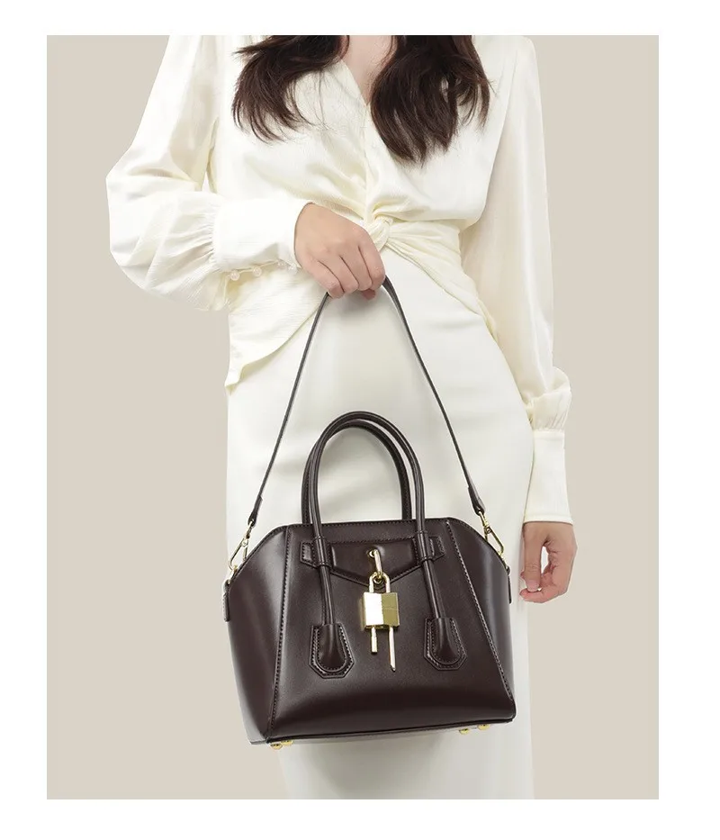 

Chic Luxury Handbag For Women Stylish Textured Crossbody Bag Unique Designer Tote With Large Capacity Ideal As A Diaper Bag