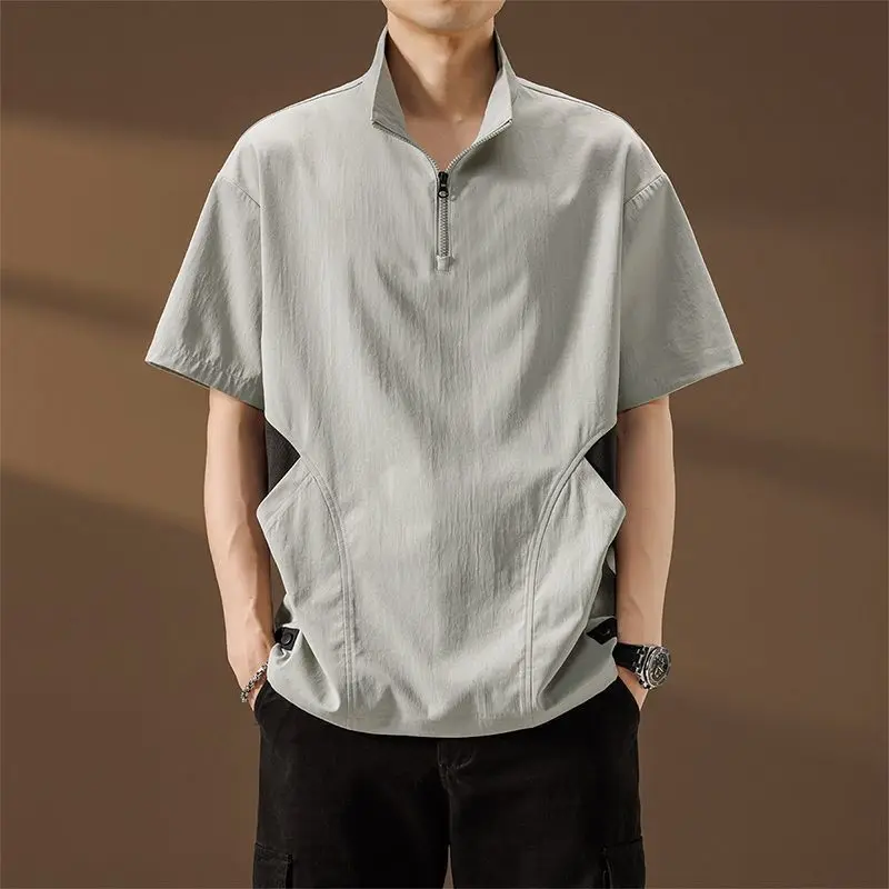 

GELITAYIN Summer Men's Stand Collar Half-Zip Cargo T-Shirt Loose Outdoor Casual Patchwork Short Sleeve Ice Silk Thin Quick-dryin