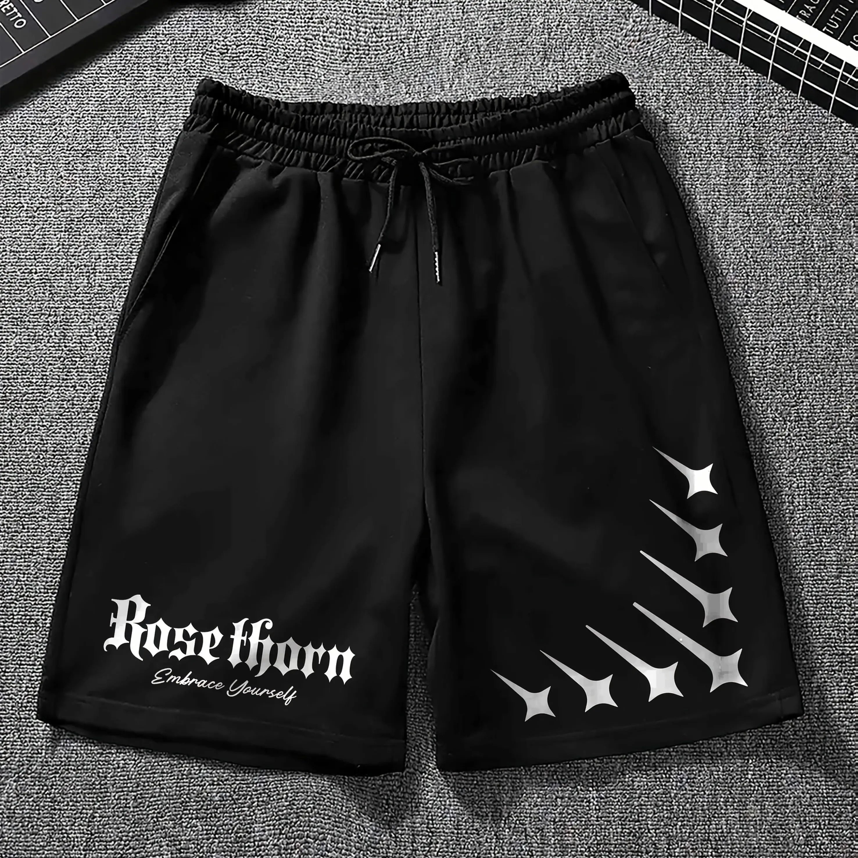 Men's Stylish and Versatile Thorns Print Casual Shorts Loose Fit Elastic Waistband with Drawstring Suitable for Everyday Wear