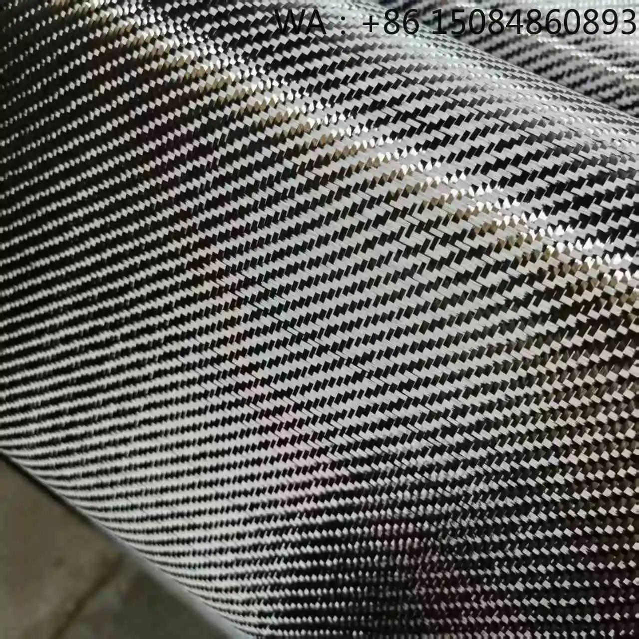 Tela de fibra de carbono de 200GSM, tejido industrial resistente al calor y a la corrosión para procesamiento de materiales compuestos.