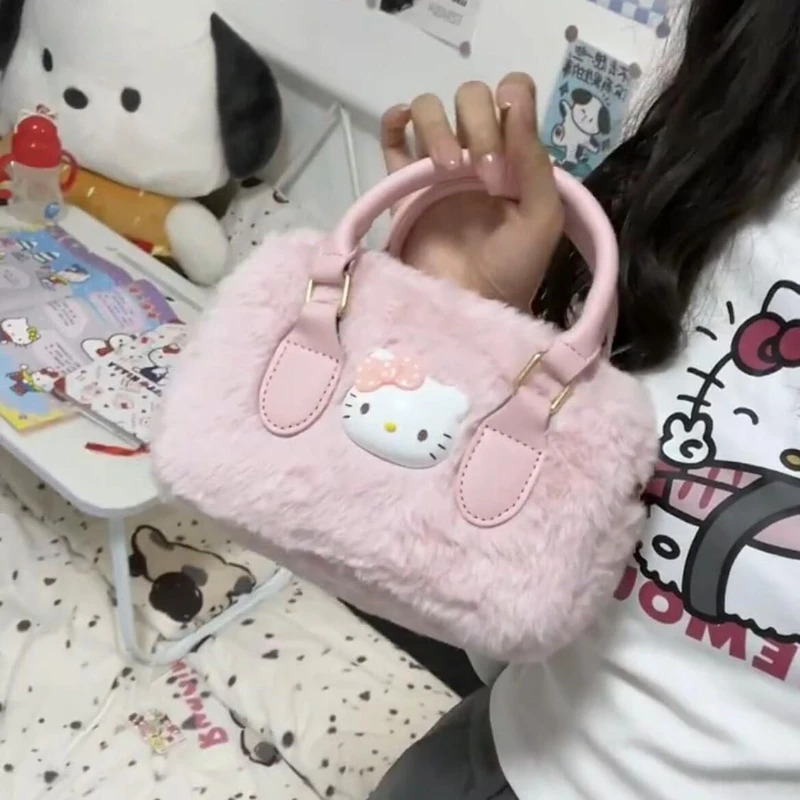 New Kawaii Sanrio High Quality Furry Autumn and Winter Hello Kitty Cartoon Handbag Fashion Plush Senior Crossbody Bag for Girls