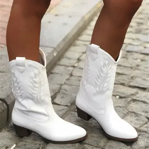 

Dropshipping New Vintage Embroidered Western Cowboy Boot Round Head Mid Height Warm Cavalry Boots Large Women'S Boots 34&43