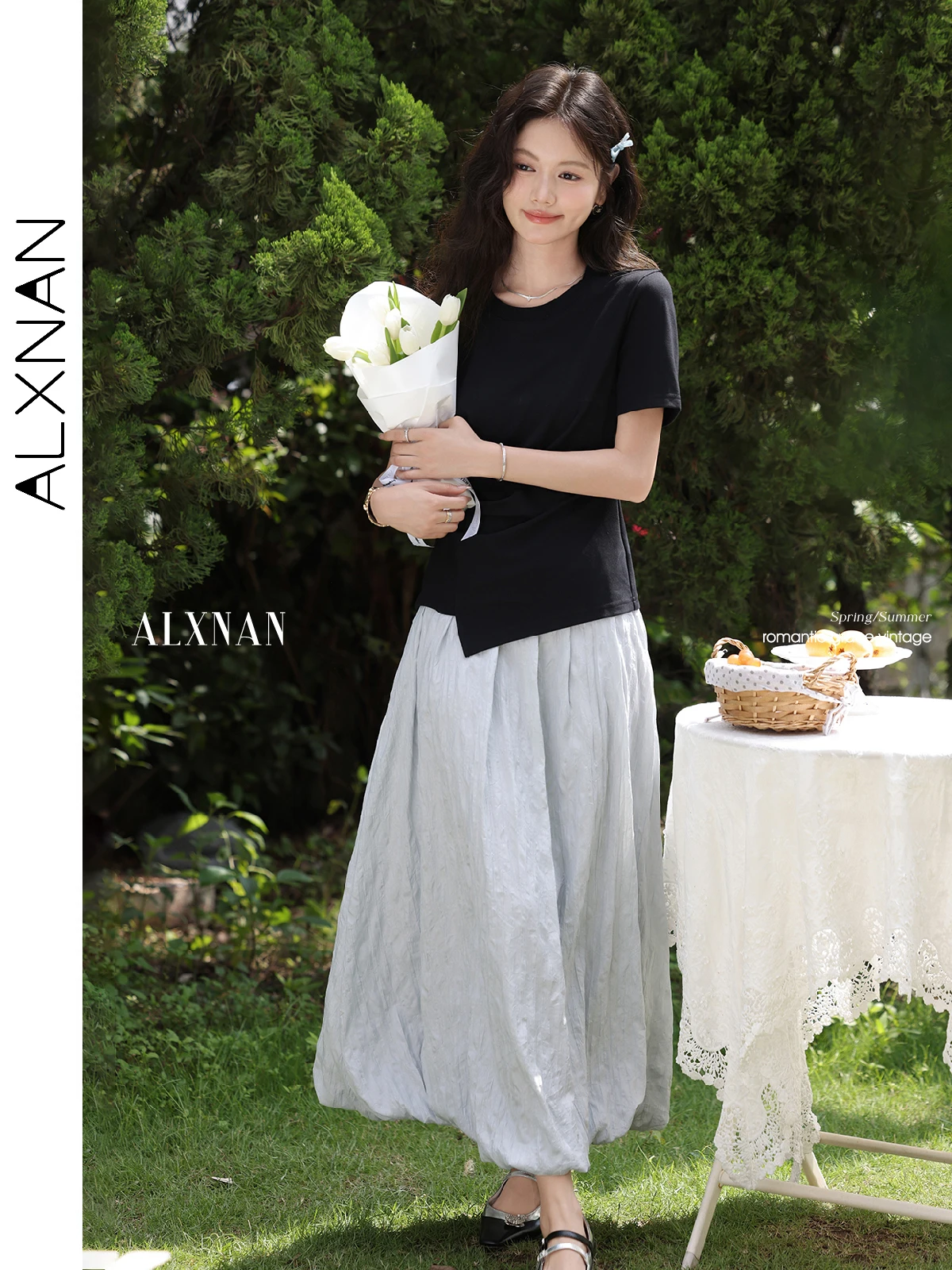 ALXNAN Women's Black T-shirt Round Neck Pleated Irregular Design T-shirt 2025 Summer Casual Slim-fit Cotton Female Tops L557112