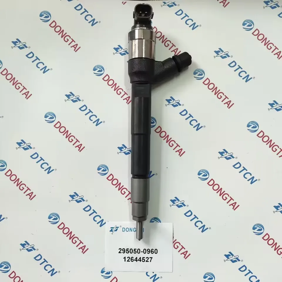 High Quality Diesel Fuel Common Rail InjectorDenso Common Rail Injector 295050-0960 12644527 for Holden Colorado LWN 2.8L