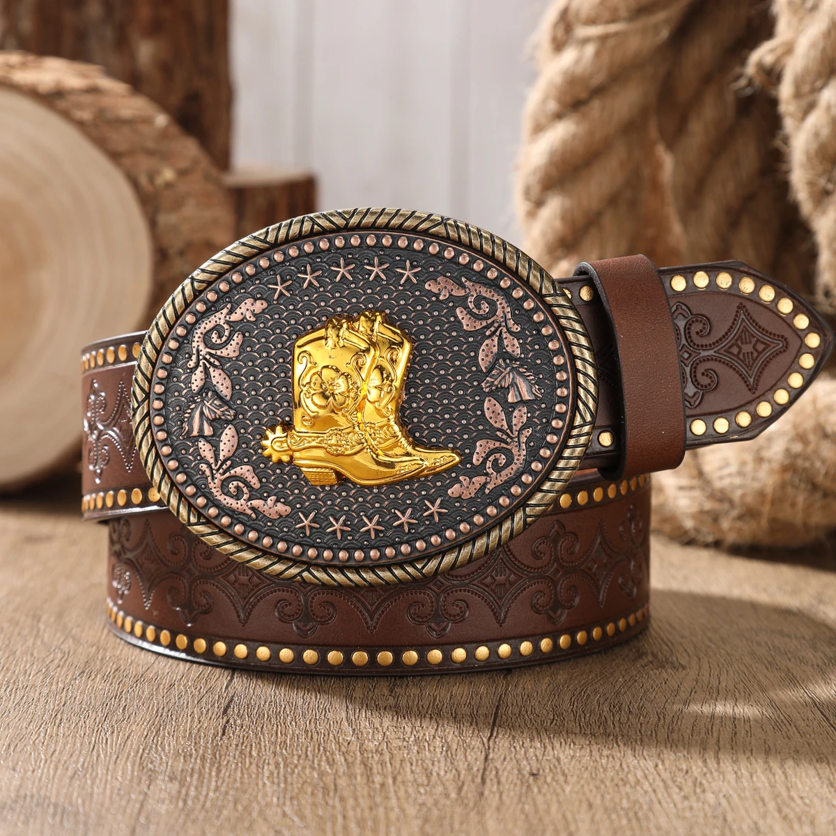 A Retro Western Cowboy-Style Belt Suitable for Both Men and Women. PU Leather Embossed Belt