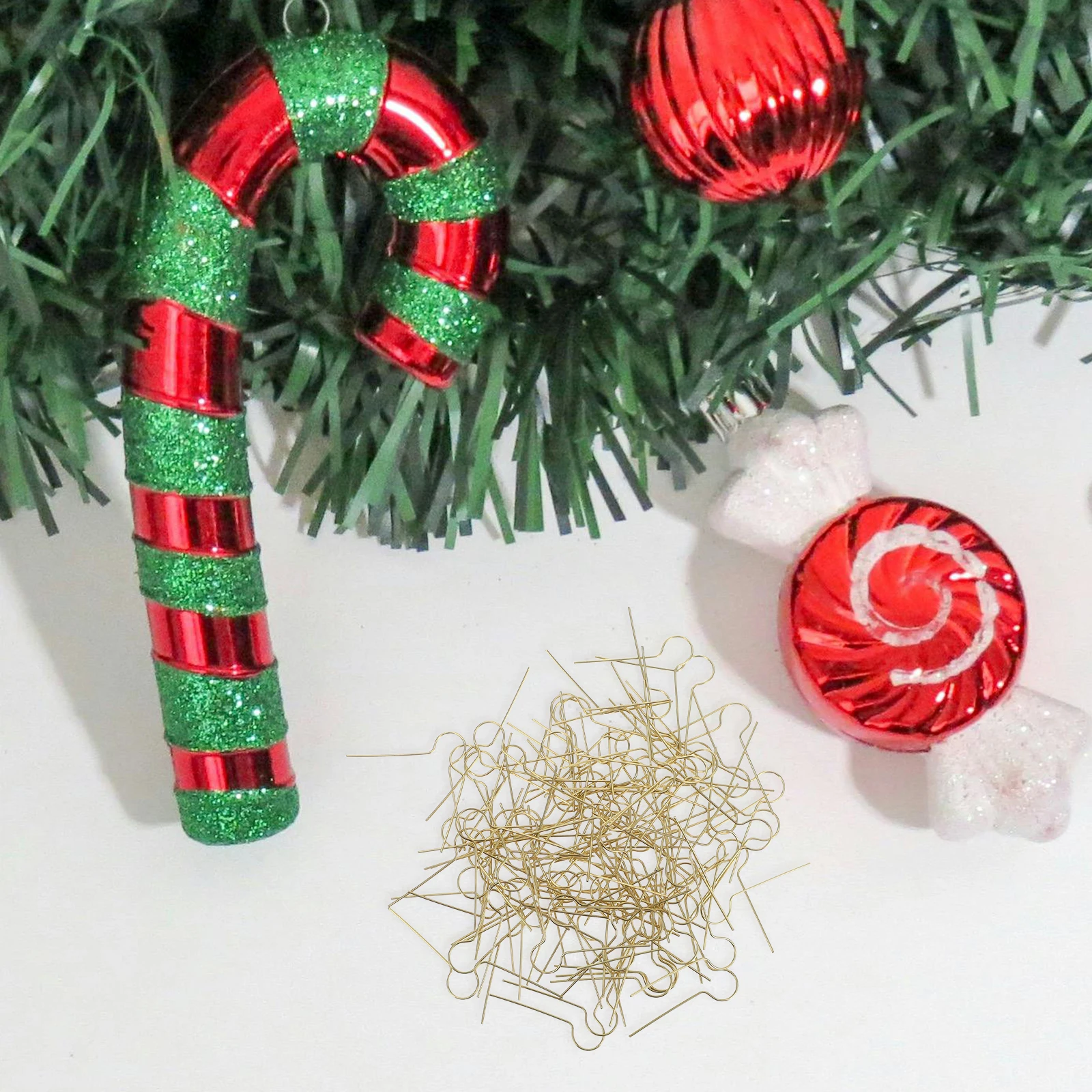 

100pcs Christmas Ball Cap Hooks Ornament Hangers for Tree Decorations Golden Metal V Shape Sturdy Hanging Accessories