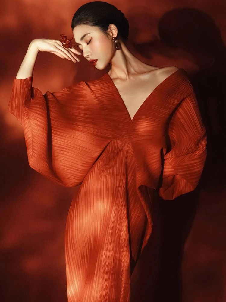 2026 New Red Color Series Fashion Portrait Studio Photography Costume High Quality Art Photo Shoot Traditional Chinese Style ...