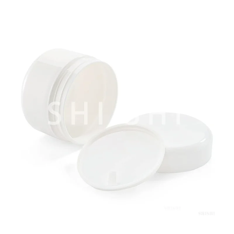 100 Pcs White Cosmetic Jars with Inner Liners, Refillable Makeup Containers, Empty Plastic Cream Case for Travel 50g