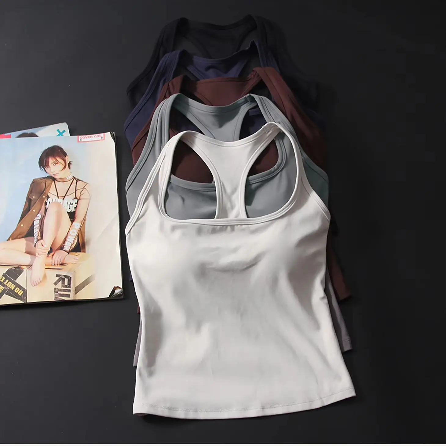 Women's High Support Shockproof Sports Bra Square Neck Racerback Fixed Pads for Gym Yoga Running Training