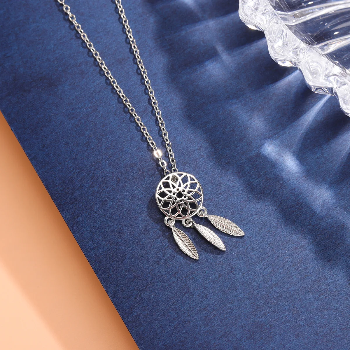 925 فضة مجوهرات الأزياء ريشة الجوف نمط بسيط جولة الترقوة سلسلة قلادة القلائد XL015