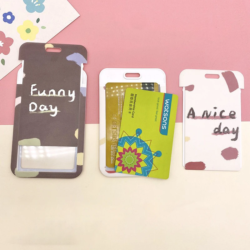 Tarjetero de acceso de dibujos animados con cubierta deslizante, tarjeta de comida portátil de plástico para estudiantes, tarjeta de autobús con hebilla retráctil, cubierta de tarjeta de identificación