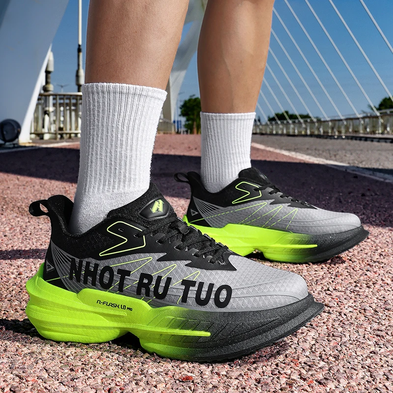

Men Running Shoes Off-road Outdoor Sneakers Mesh Trainer Race Luxury Breathable Cushioning Male Non-Slip Fashion Jogging Shoe