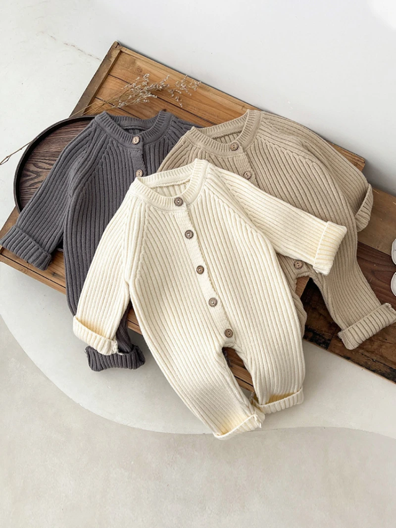 2025 herbst Pullover Neugeborene Mädchen Jungen Ein Stück Kleidung Stricken Strampler Solide Baby Jungen Overall Verdicken Strickwaren Outfits