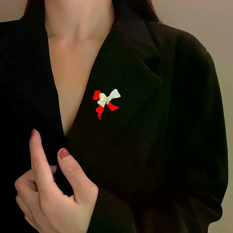 أزياء حجر الراين الأحمر القوس دبابيس للنساء الملابس معطف حزب مجوهرات اكسسوارات الهدايا #4