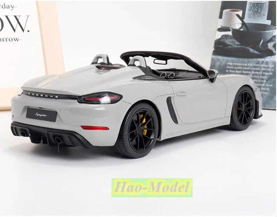 GT Spirit 1:18 For Porsche 718 SPYDER Boxster Resin Diecast Model Car Boys Birthday Gifts Hobby Display Collection Ornaments