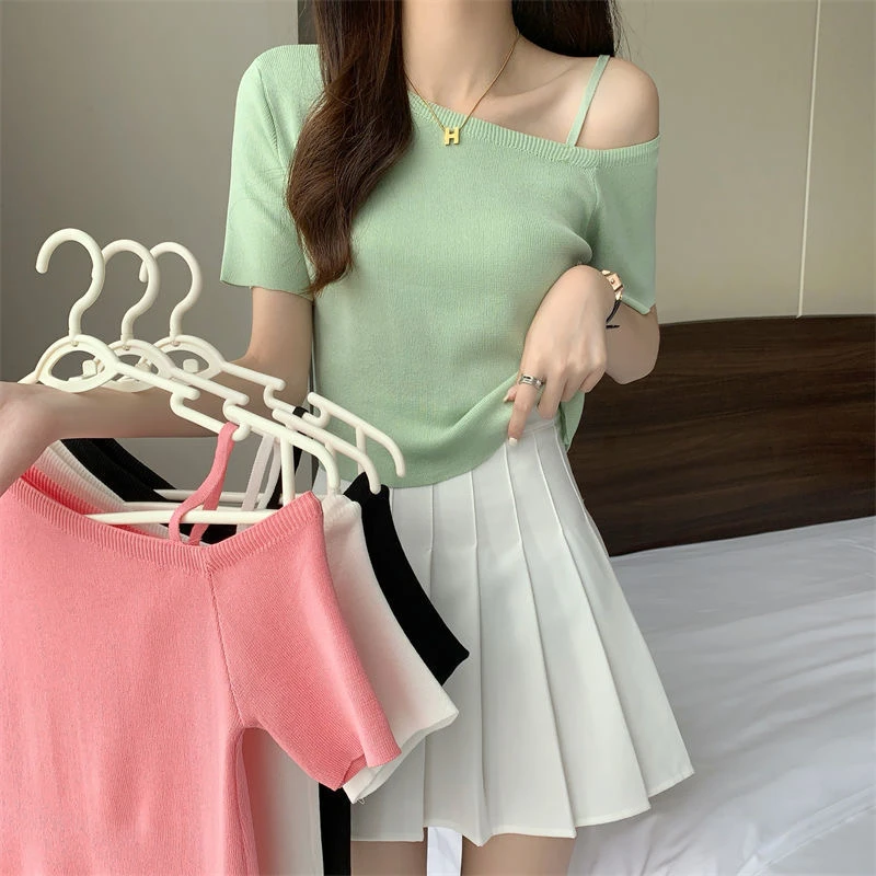 Slim Fit Short Sleeve T-Shirt Women's Summer New Style One Shoulder Pure Desire Sexy Short Top Commute Style Pure Color Butte...