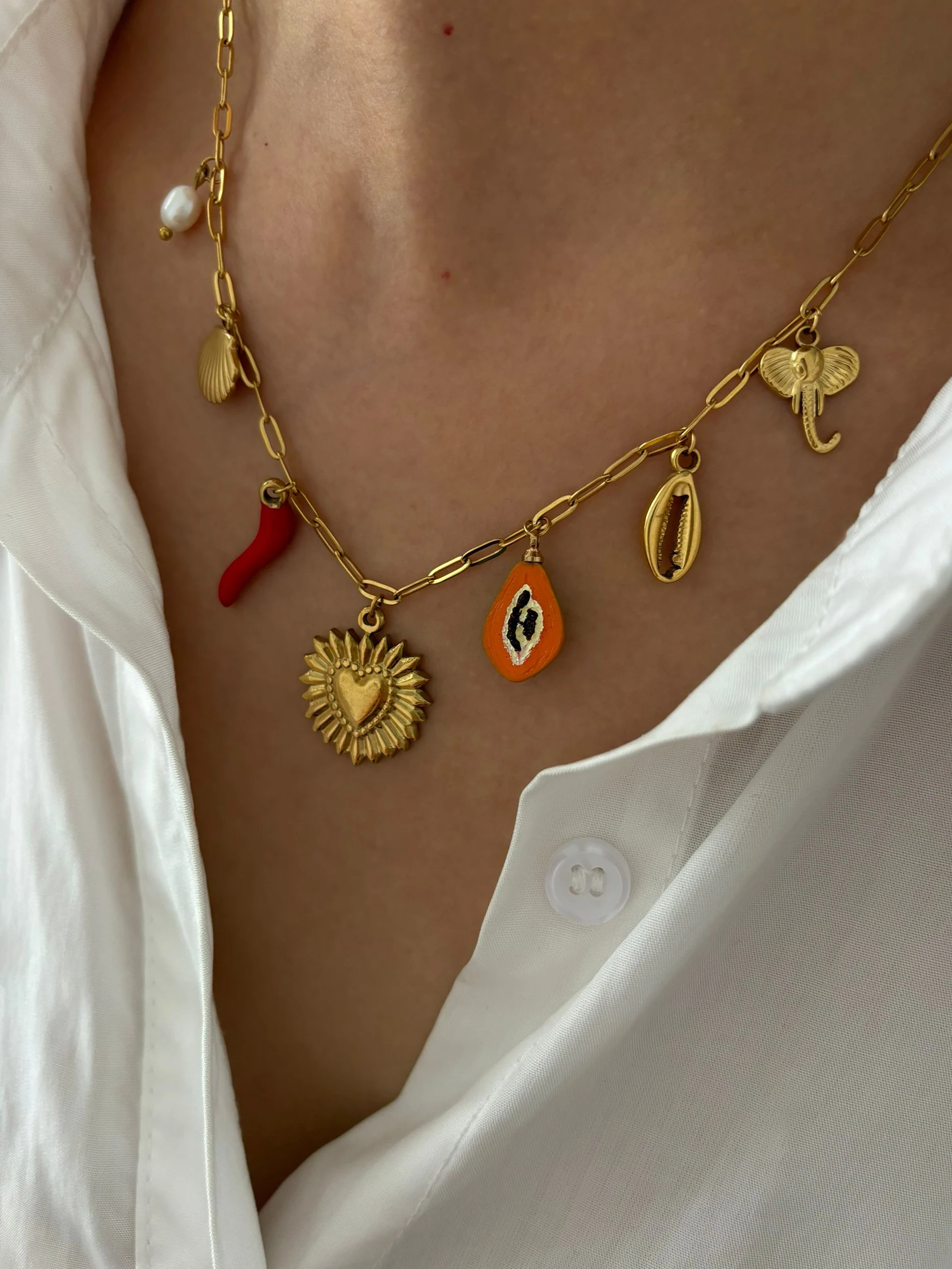 GHIDBK Bohemia 18K Gold Plated Freshwater Pearl Red Enamel Pepper Shell Heart Pendant Necklace Women Beach Party Gift Waterproof